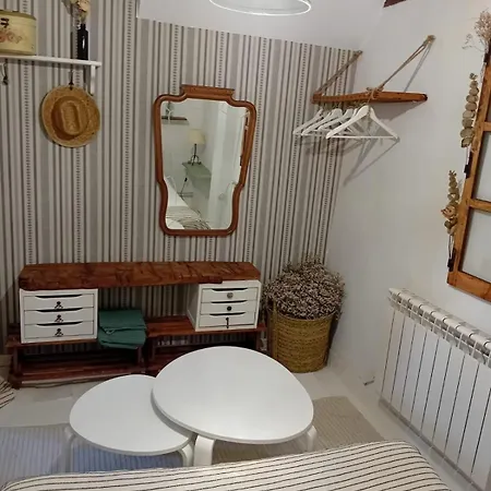 La Casa Del Confitero 2 *